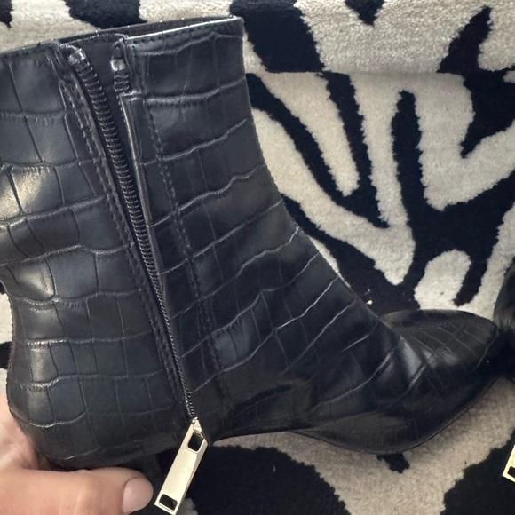 HM croc booties - Picture 6 of 6